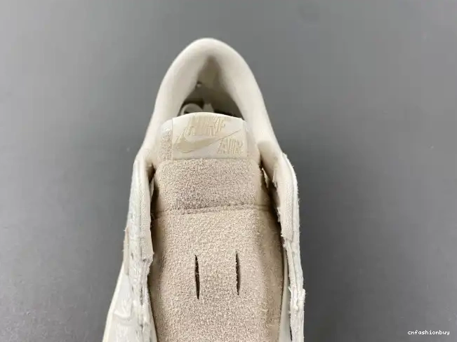 1 Jordan Chris FZ0455-200 Paul Retro Low OG 0507